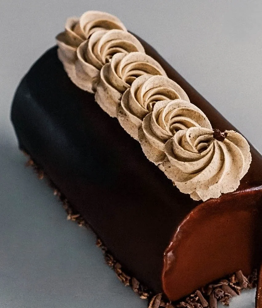 Rollet Log Cake